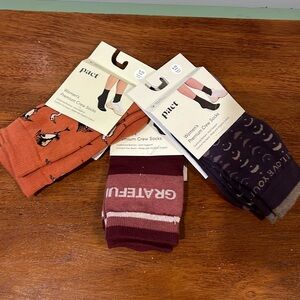 Pact socks NWT